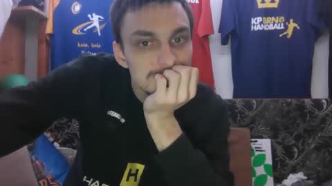 Snapshot of mamamia1789 chatting on November 2025 09:43:02 PM mamamia1789 online show from November 2025 09:43:02 PM