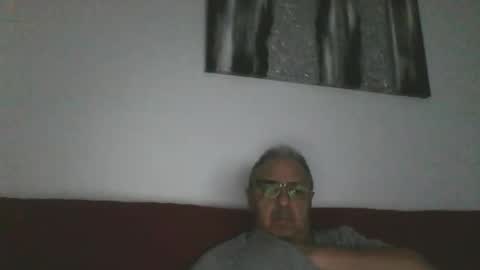 OLDMANFREE online show from May 2026 11:57:01 PM
