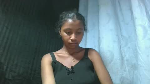 mamieriela online show from May 2026 07:08:02 PM