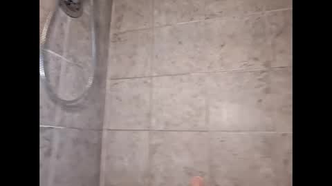 Snapshot of man1festit chatting on September 2025 08:47:01 PM man1festit online show from September 2025 08:47:01 PM