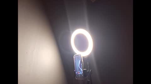 Snapshot of man1festit chatting on October 2025 08:32:01 AM man1festit online show from October 2025 08:32:01 AM