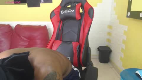 man_san11 online show from December 2024 06:05:01 PM