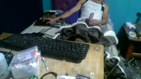 Snapshot of man_uel76 chatting on January 2026 07:11:01 PM man_uel76 online show from January 2026 07:11:01 PM