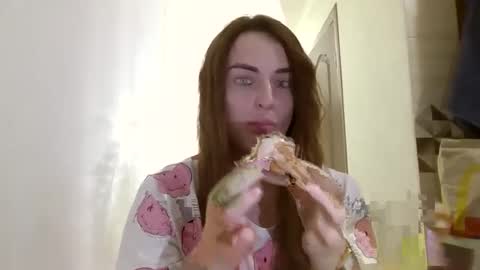 MandiBrooks online show from September 2025 07:46:02 PM