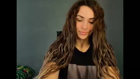 MandiBrooks online show from April 2026 12:32:02 PM