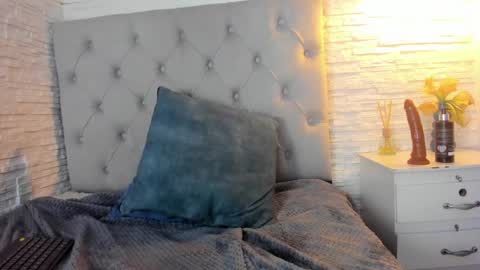 Mandy Val online show from December 2024 11:24:01 PM