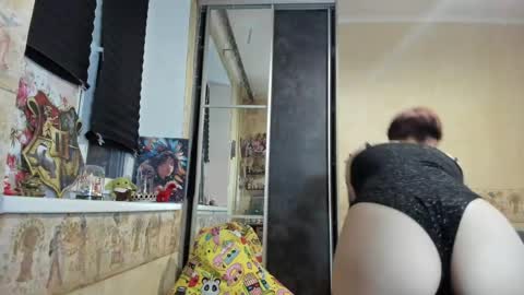 Snapshot of mandyshine chatting on April 2026 04:33:02 PM Mandy online show from April 2026 04:33:02 PM