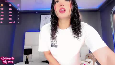 Snapshot of manellyksparklee chatting on November 2025 02:07:02 PM manellyksparklee online show from November 2025 02:07:02 PM