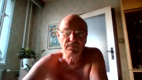 manes5858 online show from June 2026 03:34:02 AM
