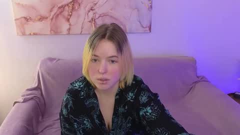 Snapshot of manic_pixie_ chatting on February 2025 11:05:02 AM manic_pixie_ online show from February 2025 11:05:02 AM