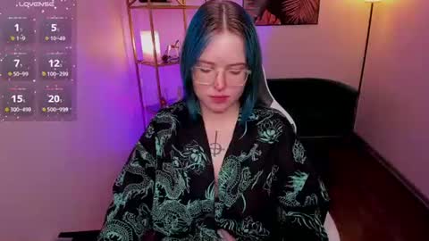 manic_pixie_ online show from July 2026 03:29:01 PM