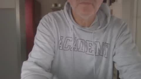 Snapshot of manngrossbite chatting on January 2025 03:13:01 PM manngrossbite online show from January 2025 03:13:01 PM