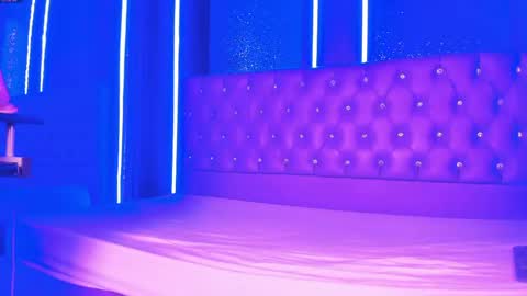 MARY  online show from April 2026 07:12:02 AM