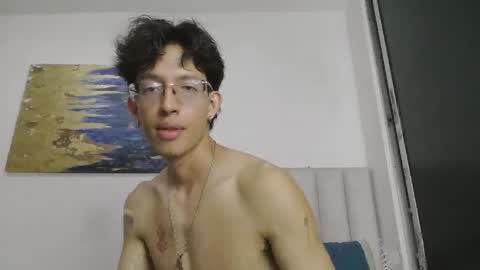 Manuel online show from April 2026 11:35:01 PM