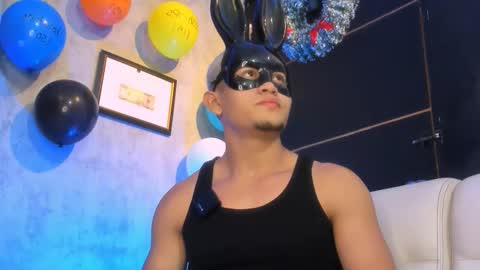 Manuel online show from November 2025 02:23:02 AM