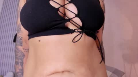 manuela_montes_ online show from March 2026 11:44:02 AM