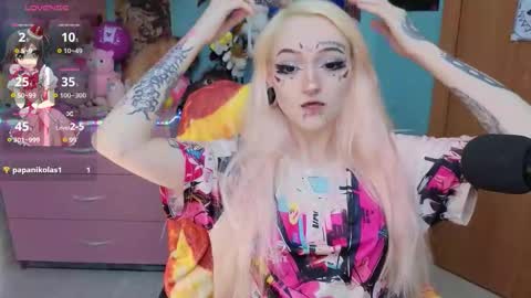 Manuela online show from February 2026 09:33:01 PM