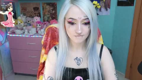 Manuela online show from April 2026 08:35:02 PM