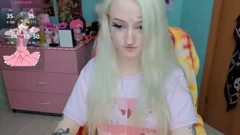 Manuela online show from June 2026 07:02:01 PM