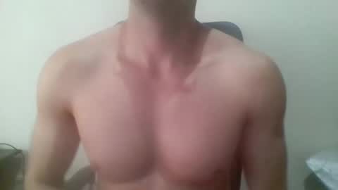 manuelcadavid18 online show from April 2026 09:53:02 PM