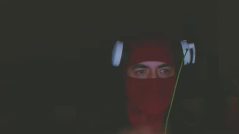 ManuelValentine online show from March 2026 01:23:01 AM