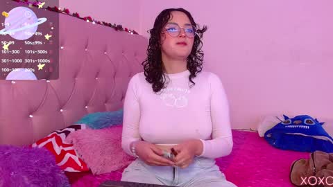 Manu  online show from February 2025 10:34:01 PM