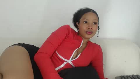 Snapshot of mar_aimy chatting on November 2025 04:59:02 AM Mar online show from November 2025 04:59:02 AM