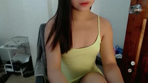 Snapshot of mar_marie chatting on May 2026 03:44:02 AM mar_marie online show from May 2026 03:44:02 AM
