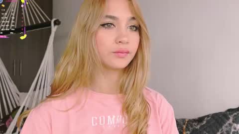 Mara Independent Model online show from October 2025 02:17:02 PM