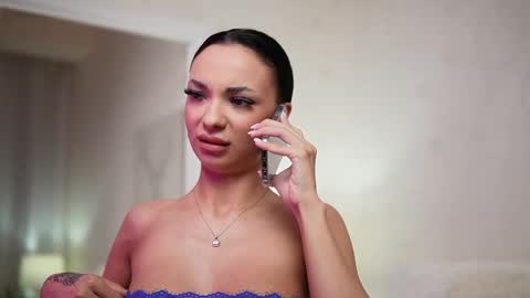  Mara  online show from November 2025 09:37:02 PM