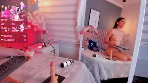 Mara  online show from November 2025 08:44:01 PM