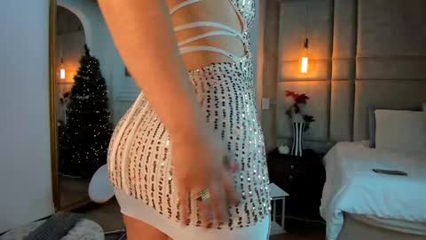 Mara Torres online show from December 2024 04:43:01 PM