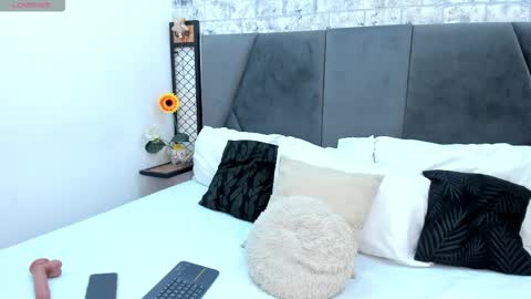 Snapshot of maray_lous chatting on November 2025 09:28:01 PM Maray Lous online show from November 2025 09:28:01 PM