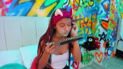 Maray Lous  online show from April 2026 08:39:01 PM