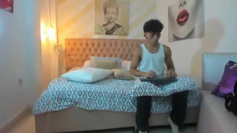 ruy  jex online show from October 2025 03:17:02 AM
