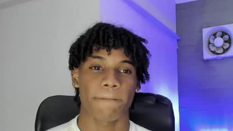 Snapshot of marcelo_dosantos77 chatting on January 2025 03:44:01 AM MARCELO online show from January 2025 03:44:01 AM