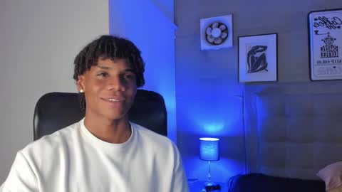 Snapshot of marcelo_dosantos77 chatting on January 2025 06:54:01 AM MARCELO online show from January 2025 06:54:01 AM