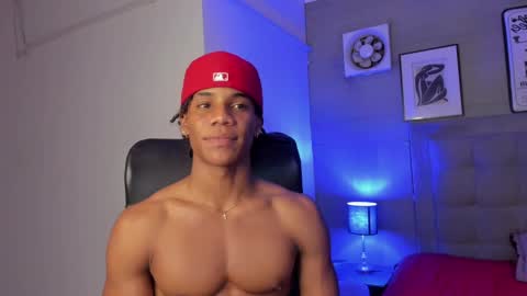 Snapshot of marcelo_dosantos77 chatting on February 2025 10:15:02 AM MARCELO online show from February 2025 10:15:02 AM