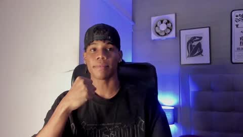 Snapshot of marcelo_dosantos77 chatting on February 2025 03:45:01 AM MARCELO online show from February 2025 03:45:01 AM