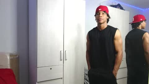 Snapshot of marcelo_dosantos77 chatting on September 2025 01:44:02 PM MARCELO online show from September 2025 01:44:02 PM