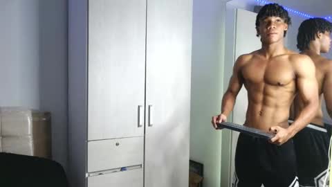 Snapshot of marcelo_dosantos77 chatting on October 2025 05:21:02 PM MARCELO online show from October 2025 05:21:02 PM