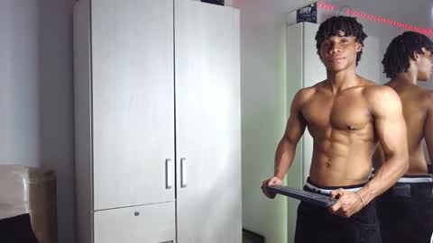 Snapshot of marcelo_dosantos77 chatting on October 2025 09:15:01 PM MARCELO online show from October 2025 09:15:01 PM