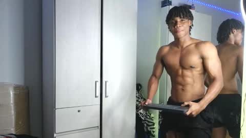 Snapshot of marcelo_dosantos77 chatting on October 2025 01:09:02 AM MARCELO online show from October 2025 01:09:02 AM