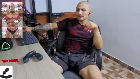 Snapshot of marckmuscle chatting on May 2026 02:29:01 AM Marck Independent model online show from May 2026 02:29:01 AM