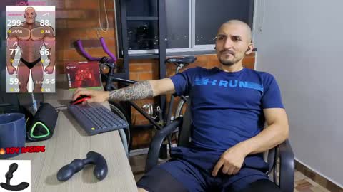 Snapshot of marckmuscle chatting on May 2026 11:23:01 PM Marck Independent model online show from May 2026 11:23:01 PM