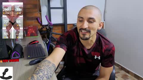 Snapshot of marckmuscle chatting on June 2026 01:55:02 AM Marck Independent model online show from June 2026 01:55:02 AM