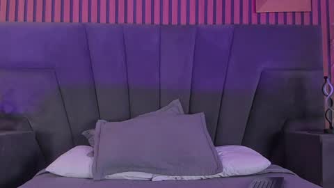 Marco And Allice online show from April 2026 04:01:01 AM