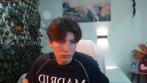 Snapshot of marcoviolet chatting on June 2026 12:00:01 PM marcoviolet online show from June 2026 12:00:01 PM