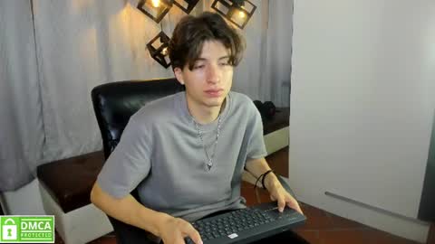 Snapshot of marcoviolet chatting on July 2026 08:14:01 PM marcoviolet online show from July 2026 08:14:01 PM