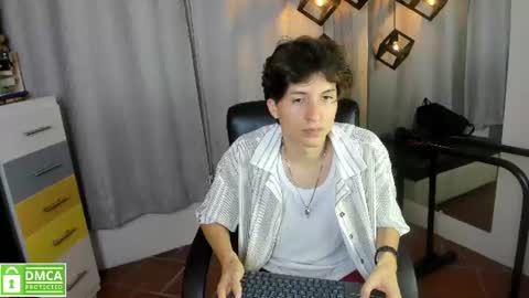 Snapshot of marcoviolet chatting on July 2026 10:41:01 PM marcoviolet online show from July 2026 10:41:01 PM